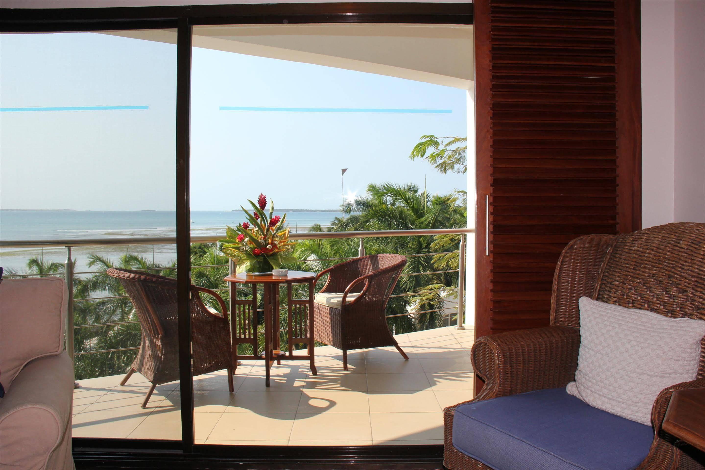 Coral Beach Hotel Dar Es Salaam Dar es Salaam Exterior foto